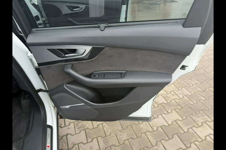 Audi Q7 Zadbane rodzinne - bezwypadkowe z oryginalnym przebiegiem. zdjęcie 12