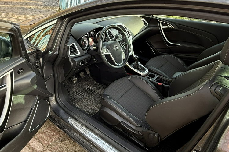Opel Astra GTC 2.0 cdti sport 165KM xenon navi ledy pół skóry zadbany 1r.gwarancj zdjęcie 17