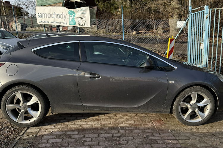Opel Astra GTC 2.0 cdti sport 165KM xenon navi ledy pół skóry zadbany 1r.gwarancj zdjęcie 9