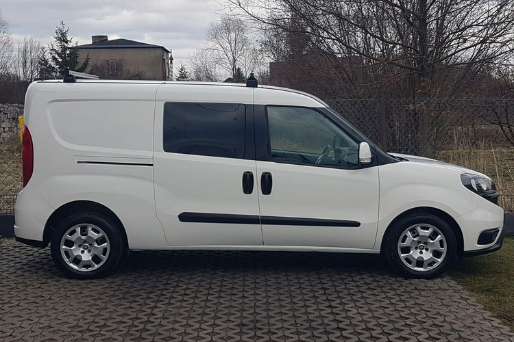 Fiat Doblo MAXI 5 OSÓB DŁUGI KLIMA 2 xDRZWI BOCZNE PRZESUWNE I-WŁAŚCICIEL zdjęcie 12