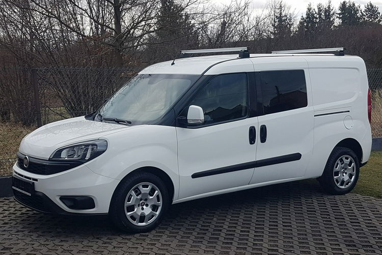 Fiat Doblo MAXI 5 OSÓB DŁUGI KLIMA 2 xDRZWI BOCZNE PRZESUWNE I-WŁAŚCICIEL zdjęcie 2