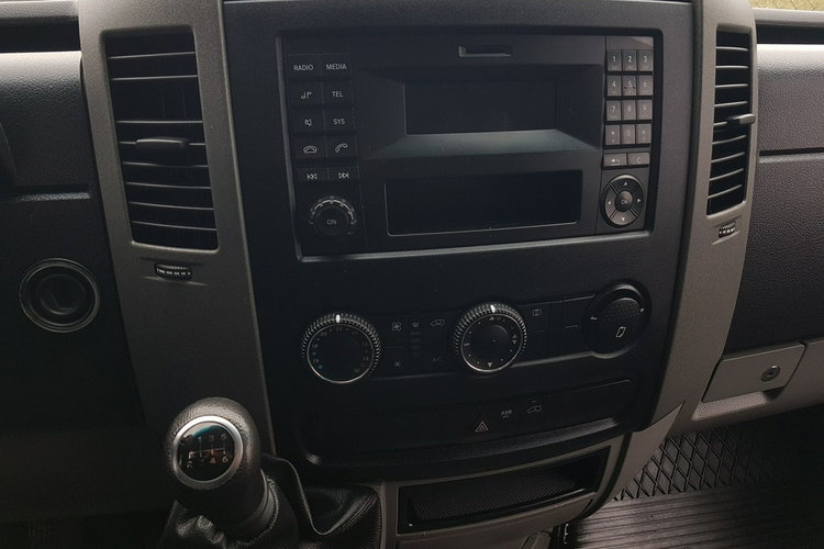 Mercedes Sprinter CHŁODNIA IZOTERMA 8EP AGREGAT ZANOTTI 4.22x2.15x2.30 KLIMA 314 CDI zdjęcie 11