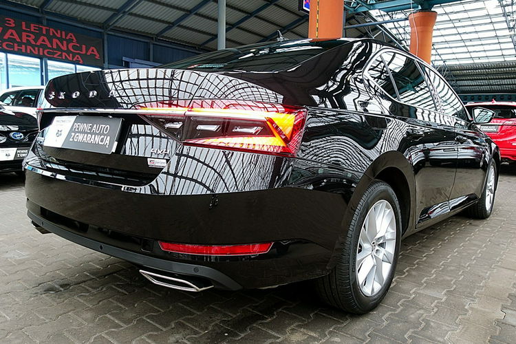 Skoda Superb 4x4 272 KM STYLE+DSG GWARANCJA 1wł Kraj Bezwypad F23% 4x2 zdjęcie 8