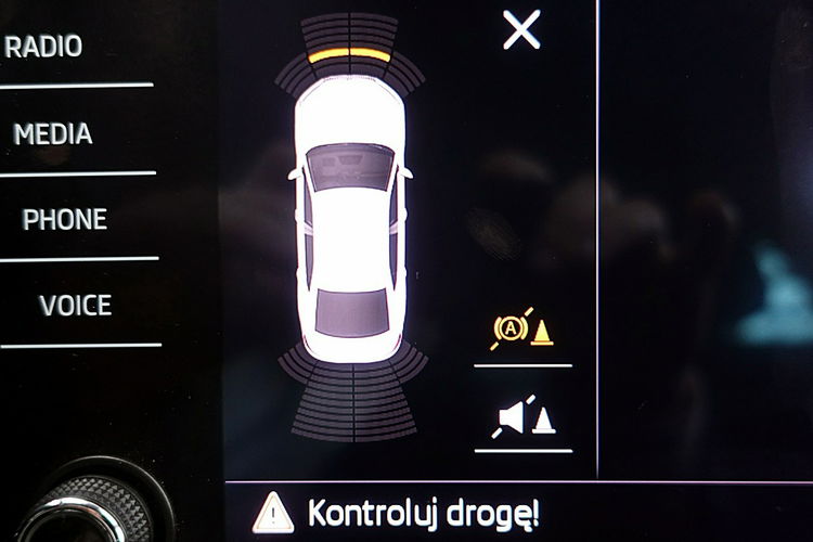 Skoda Superb 4x4 272 KM STYLE+DSG GWARANCJA 1wł Kraj Bezwypad F23% 4x2 zdjęcie 24