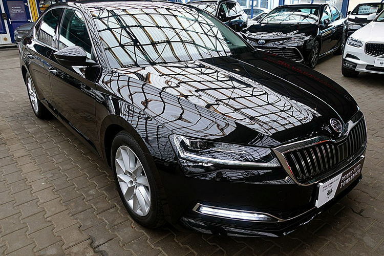 Skoda Superb 4x4 272 KM STYLE+DSG GWARANCJA 1wł Kraj Bezwypad F23% 4x2 zdjęcie 56