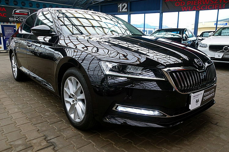 Skoda Superb 4x4 272 KM STYLE+DSG GWARANCJA 1wł Kraj Bezwypad F23% 4x2 zdjęcie 4