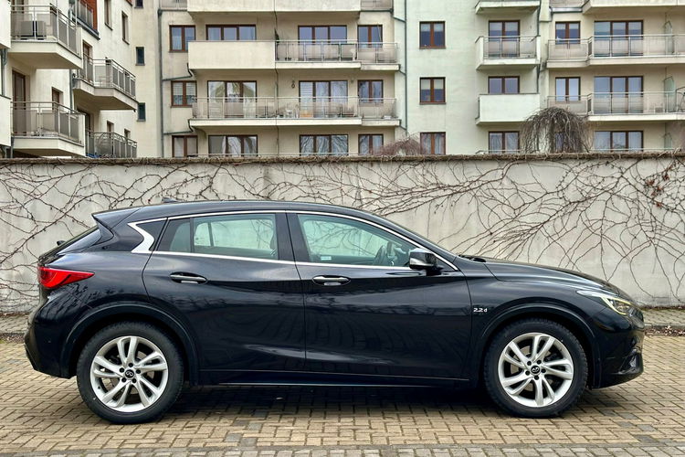 Infiniti Q30 2.2 DIESEL - Bogata wersja - 114 tys km zdjęcie 12