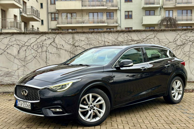 Infiniti Q30 2.2 DIESEL - Bogata wersja - 114 tys km zdjęcie 15