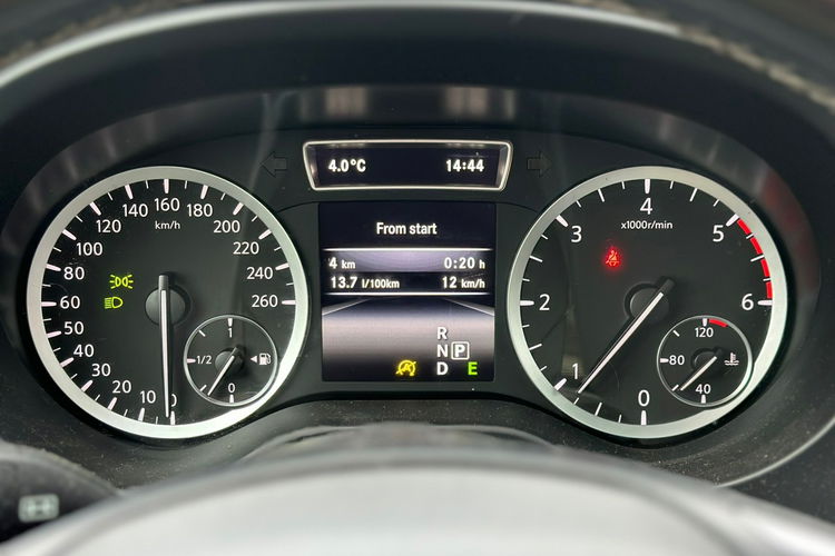 Infiniti Q30 2.2 DIESEL - Bogata wersja - 114 tys km zdjęcie 24