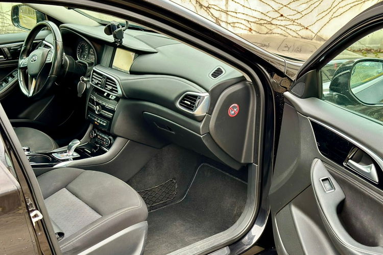 Infiniti Q30 2.2 DIESEL - Bogata wersja - 114 tys km zdjęcie 8