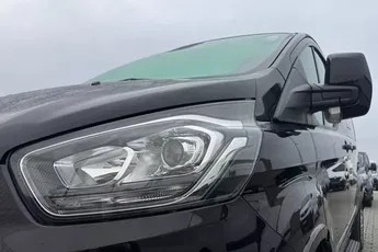 Ford tourneo-custom
