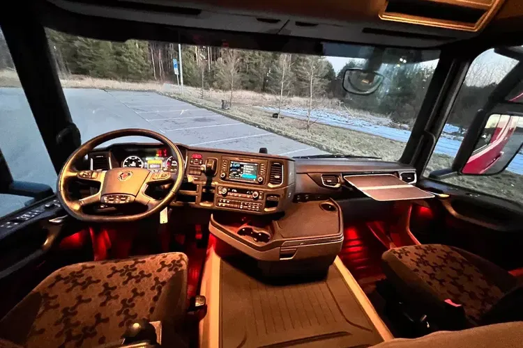 R500 standard dwa zbiorniki Kontrakt serwisowy scania Niemcy 2021 zdjęcie 26