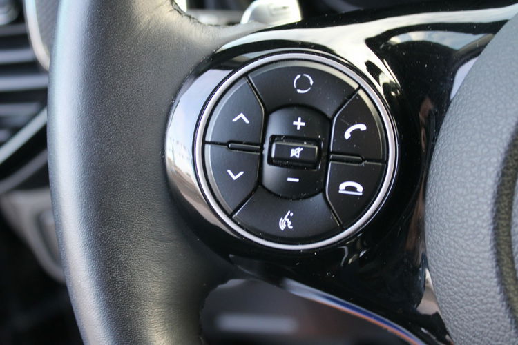 Kia Soul E-Soul 204KM 64kWh L F-Vat Szyberdach zdjęcie 19