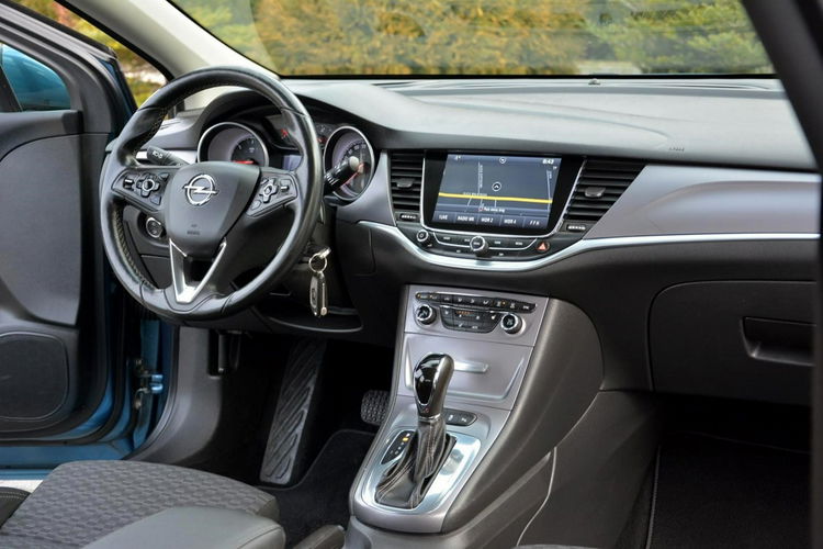 Opel Astra Xenon Ledy Duża Navi Klimatronic Grz. kierownica As. Pasa 2xParktr. zdjęcie 21