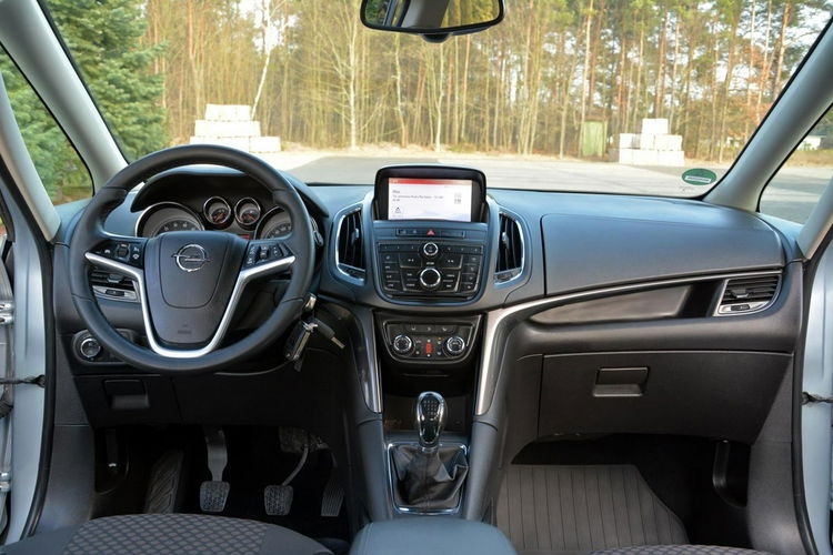 Opel Zafira 1.4T(140KM) Duza Navi pól-Skóry Park Assist 7-Foteli 2xParktronik zdjęcie 24
