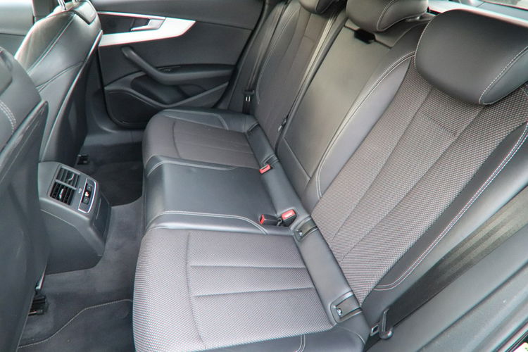 Audi A4 ,  S-LINE,  AUTOMAT,  zarejestrowany zdjęcie 24