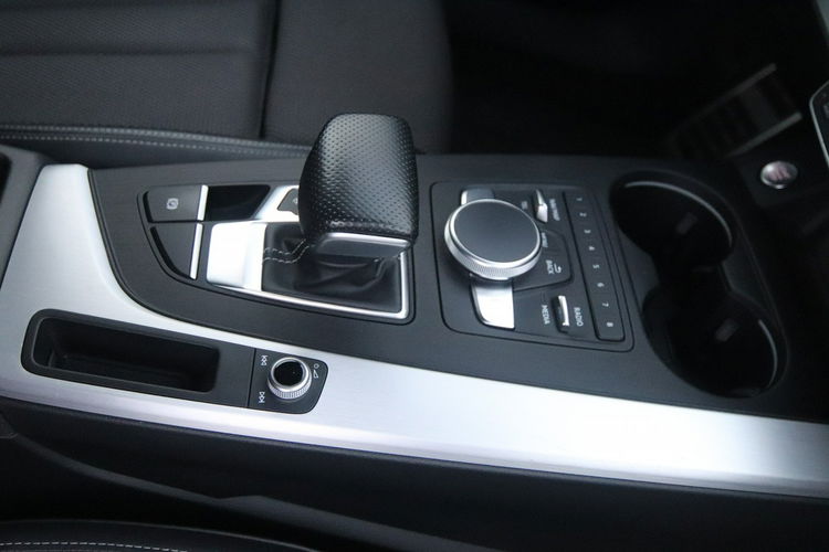 Audi A4 ,  S-LINE,  AUTOMAT,  zarejestrowany zdjęcie 27