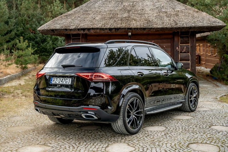 Mercedes GLE 300 7 osobowy / 300D 4MATIC / Faktura / Gwarancja / 2 komplety kół zdjęcie 13