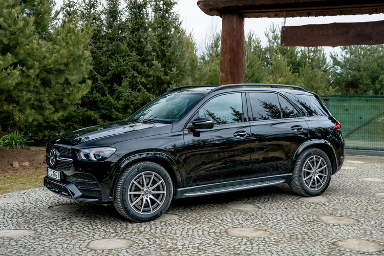 Mercedes GLE 300 7 osobowy / 300D 4MATIC / Faktura / Gwarancja / 2 komplety kół zdjęcie 29