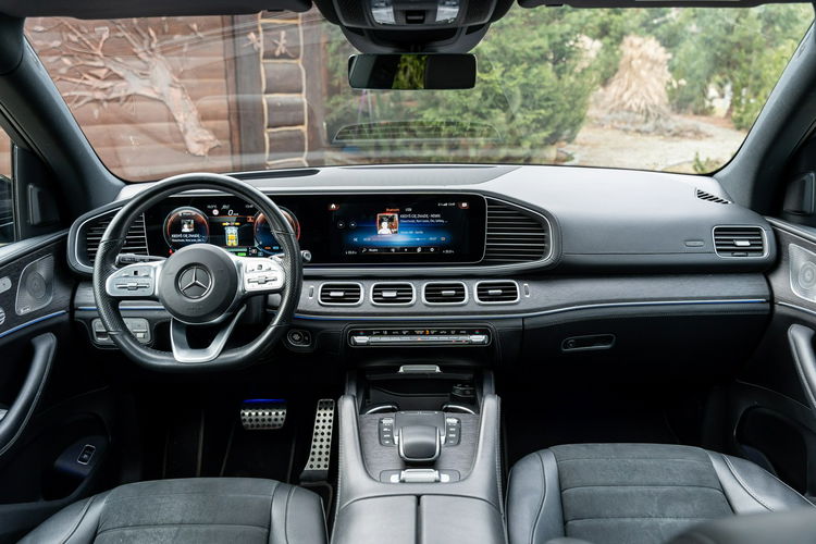 Mercedes GLE 300 7 osobowy / 300D 4MATIC / Faktura / Gwarancja / 2 komplety kół zdjęcie 59