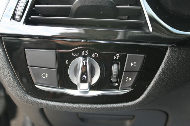 BMW 520 F-vat Virtual xDrive Salon Polska Gwarancja Skóra zdjęcie 19