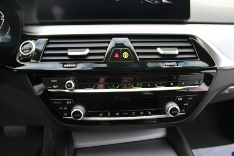 BMW 520 F-vat Virtual xDrive Salon Polska Gwarancja Skóra zdjęcie 23