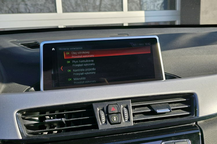 BMW X1 2.0D sDrive18d / Panorama / Bezwypadkowa / Serwisowana w ASO zdjęcie 11