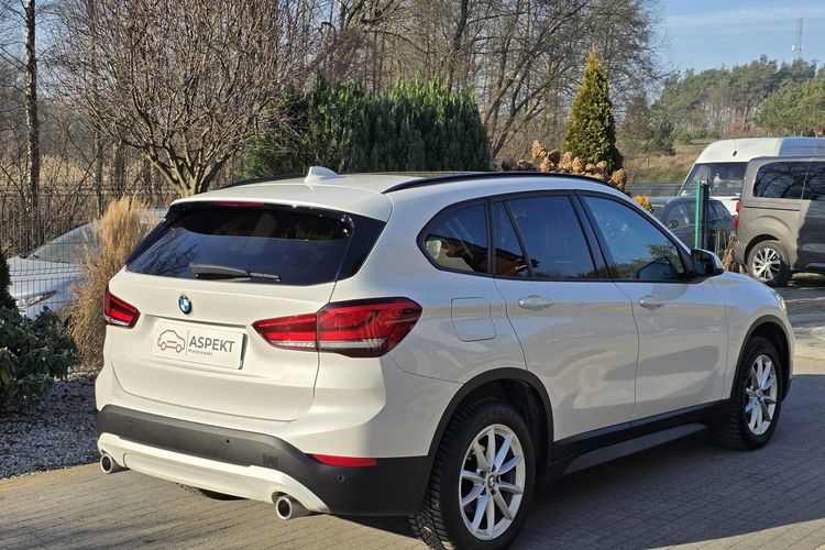 BMW X1 2.0D sDrive18d / Panorama / Bezwypadkowa / Serwisowana w ASO zdjęcie 4