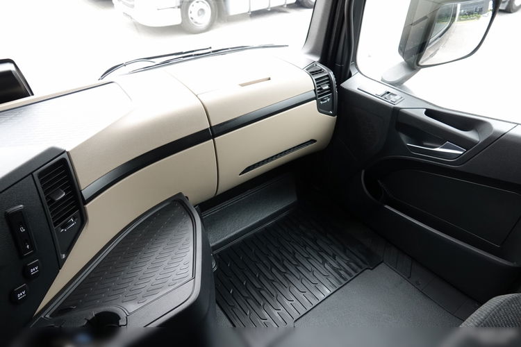 Mercedes ACTROS 2551 / 6x2 / FIRANKA - 7.8 m / SOLÓWKA / PODNOSZONY DACH / 2023 ROK / KLIMA POSTOJOWA / PO ZŁOTYM KONTRAKCIE SERWISOWYM / zdjęcie 42