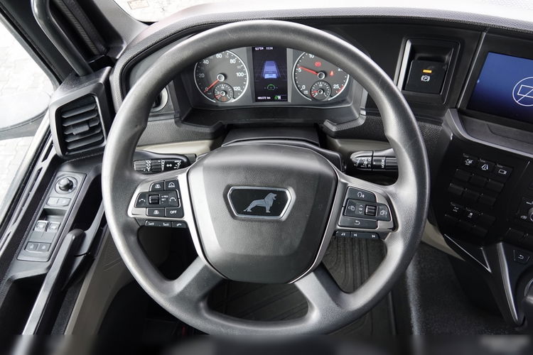 MAN TGX 18.470 / RETARDER / CAŁY NA PODUSZKACH / NOWY MODEL / GM / OPONY 100% / PO KONTRAKCIE SERWISOWYM zdjęcie 26