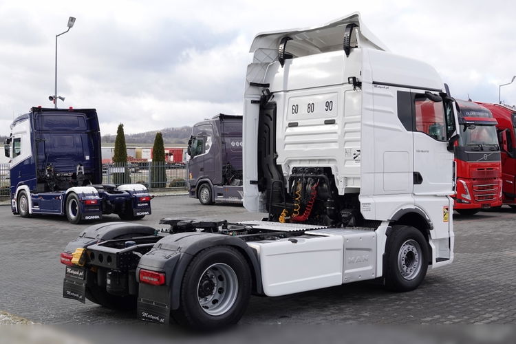 MAN TGX 18.470 / RETARDER / CAŁY NA PODUSZKACH / NOWY MODEL / GM / OPONY 100% / PO KONTRAKCIE SERWISOWYM zdjęcie 7