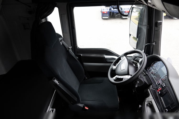 MAN TGX 18. 440 / XLX / STANDARD / 2016 ROK / PO KONTRAKCIE SERWISOWYM zdjęcie 30