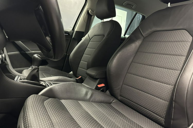 Volkswagen Golf VW Golf VII Kombi 1.4 TSI HL BMT Pół-skóry Masaże Po Opłatach GWARANCJ zdjęcie 8
