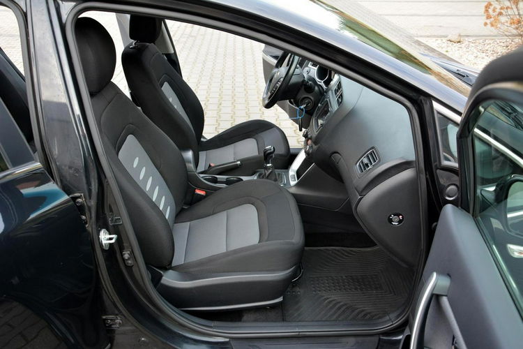 Cee'd 1.4(100KM) Ledy Navi Kamera Klimatronic Parktronic Serwis Kia zdjęcie 18