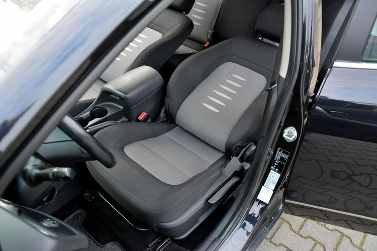 Cee'd 1.4(100KM) Ledy Navi Kamera Klimatronic Parktronic Serwis Kia zdjęcie 19