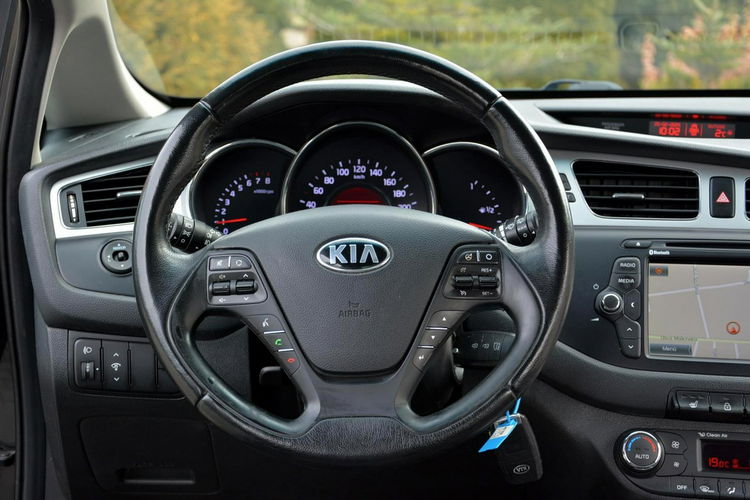 Cee'd 1.4(100KM) Ledy Navi Kamera Klimatronic Parktronic Serwis Kia zdjęcie 25
