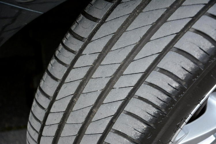 Cee'd 1.4(100KM) Ledy Navi Kamera Klimatronic Parktronic Serwis Kia zdjęcie 36