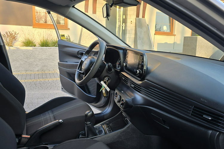 Hyundai i20 1.2 benzyna / I-rej. 2022r. Salon PL I-właściciel / zdjęcie 26