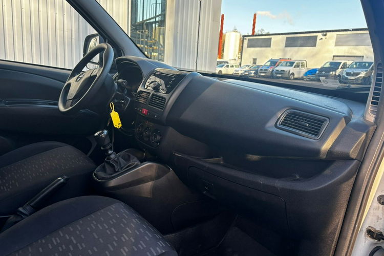 Opel Combo MAXI 1.4Tjet 120KM LPG Mały przebieg 81 tys Nowy Gaz zdjęcie 12