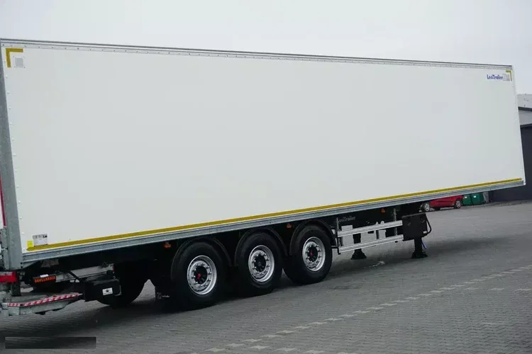 LECITRAILER / KONTENER / ROLETA / WINDA / OŚ PODNOSZONA / JAK NOWA zdjęcie 24