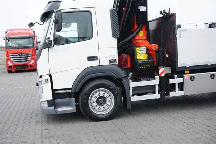 Volvo / FM / 370 / 6 X 2 / SKRZYNIOWY + HDS / PALFINGER PK 22002 / WYSIĘG 15 M / OŚ KRĘTNA zdjęcie 18