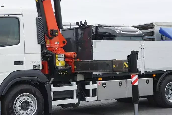 Volvo / FM / 370 / 6 X 2 / SKRZYNIOWY + HDS / PALFINGER PK 22002 / WYSIĘG 15 M / OŚ KRĘTNA zdjęcie 21