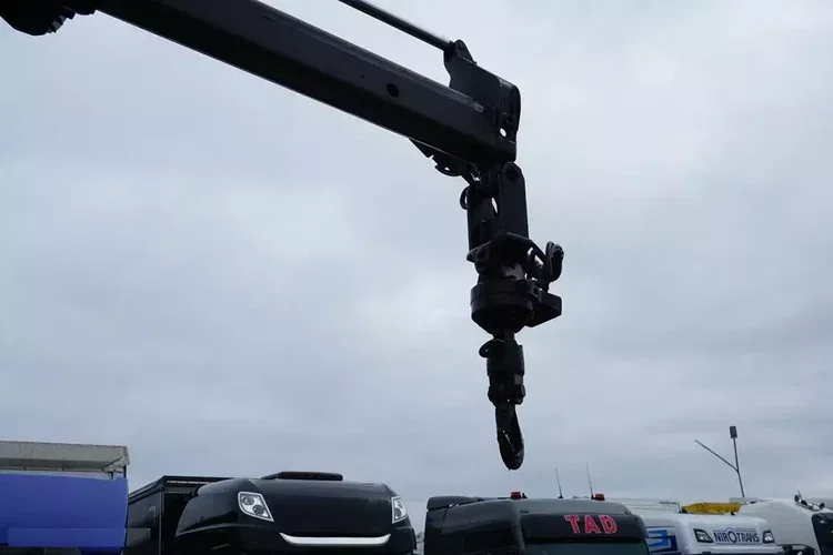 Volvo / FM / 370 / 6 X 2 / SKRZYNIOWY + HDS / PALFINGER PK 22002 / WYSIĘG 15 M / OŚ KRĘTNA zdjęcie 24