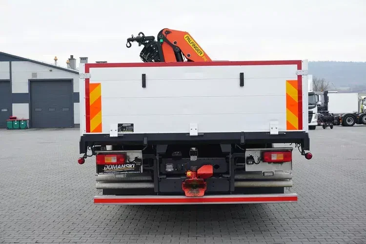Volvo / FM / 370 / 6 X 2 / SKRZYNIOWY + HDS / PALFINGER PK 22002 / WYSIĘG 15 M / OŚ KRĘTNA zdjęcie 34