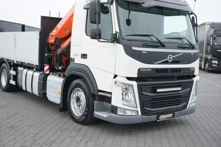 Volvo / FM / 370 / 6 X 2 / SKRZYNIOWY + HDS / PALFINGER PK 22002 / WYSIĘG 15 M / OŚ KRĘTNA zdjęcie 37