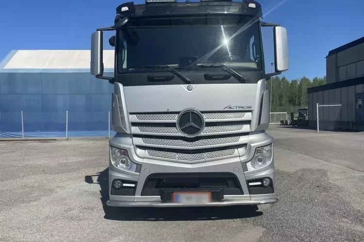 Mercedes Actros 3563 8x4 / wywrotka do zboża 20 t ładowności zdjęcie 11