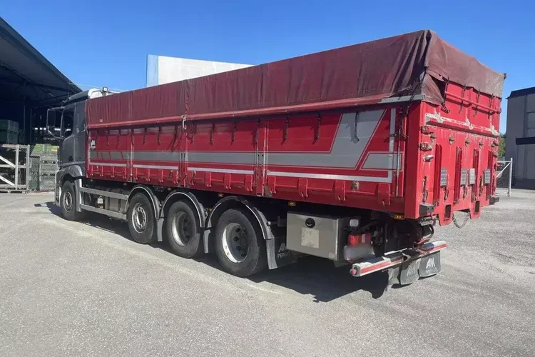 Mercedes Actros 3563 8x4 / wywrotka do zboża 20 t ładowności zdjęcie 6