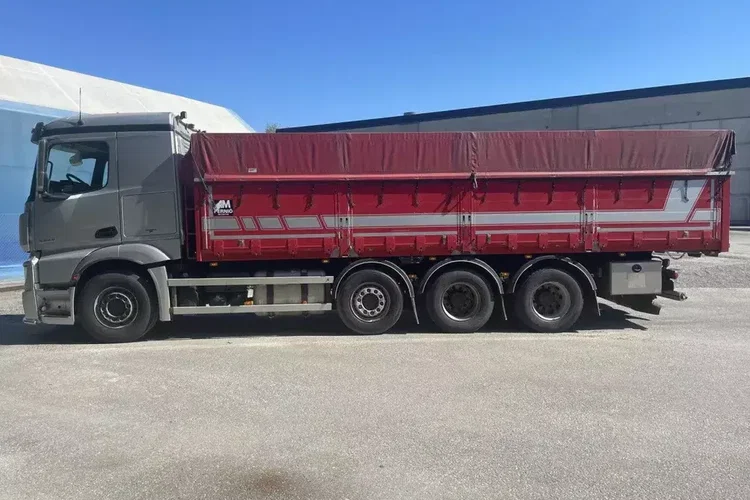 Mercedes Actros 3563 8x4 / wywrotka do zboża 20 t ładowności zdjęcie 7