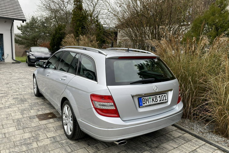 Mercedes C 200 Bardzo zadbana - 100% oryginalny przebieg.NOWY ROZRZĄD zdjęcie 19
