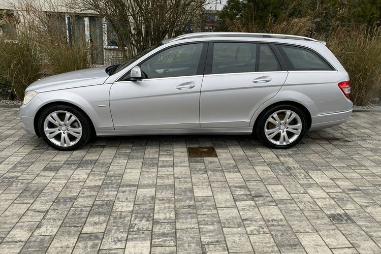 Mercedes C 200 Bardzo zadbana - 100% oryginalny przebieg.NOWY ROZRZĄD zdjęcie 2